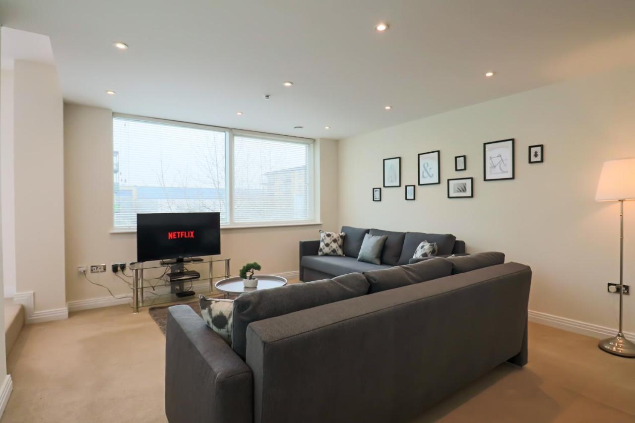 Portfolio Apartments - Welwyn Business Park مدينة ويلوين جاردن المظهر الخارجي الصورة