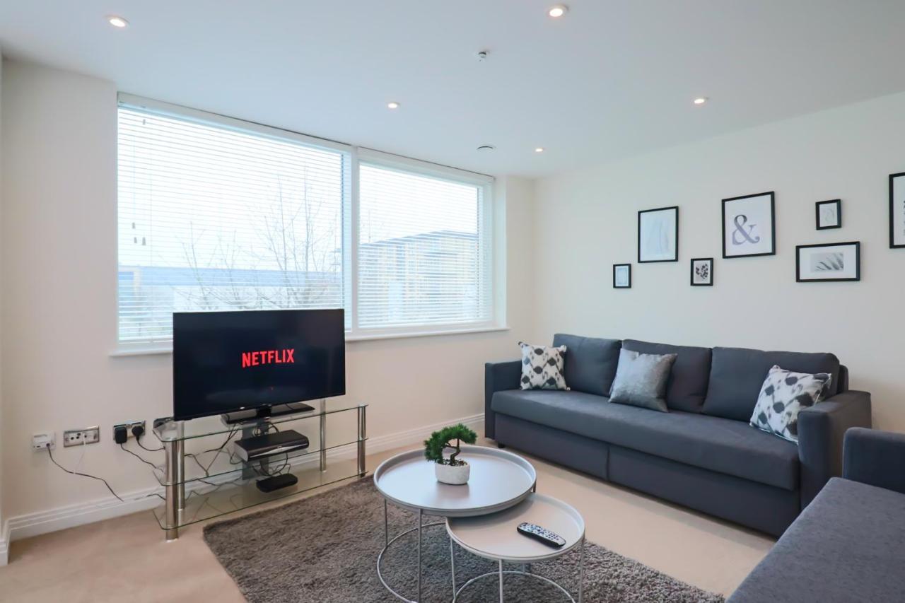 Portfolio Apartments - Welwyn Business Park مدينة ويلوين جاردن المظهر الخارجي الصورة